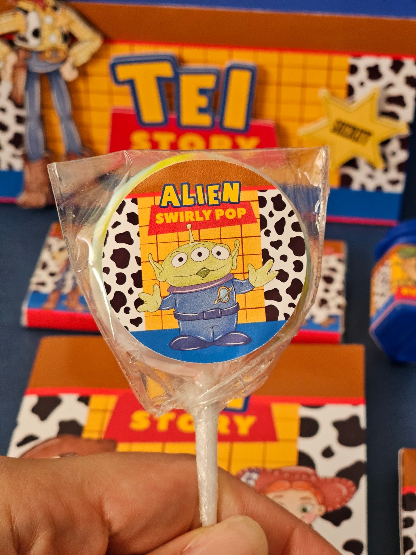 Toy Party Favour Box