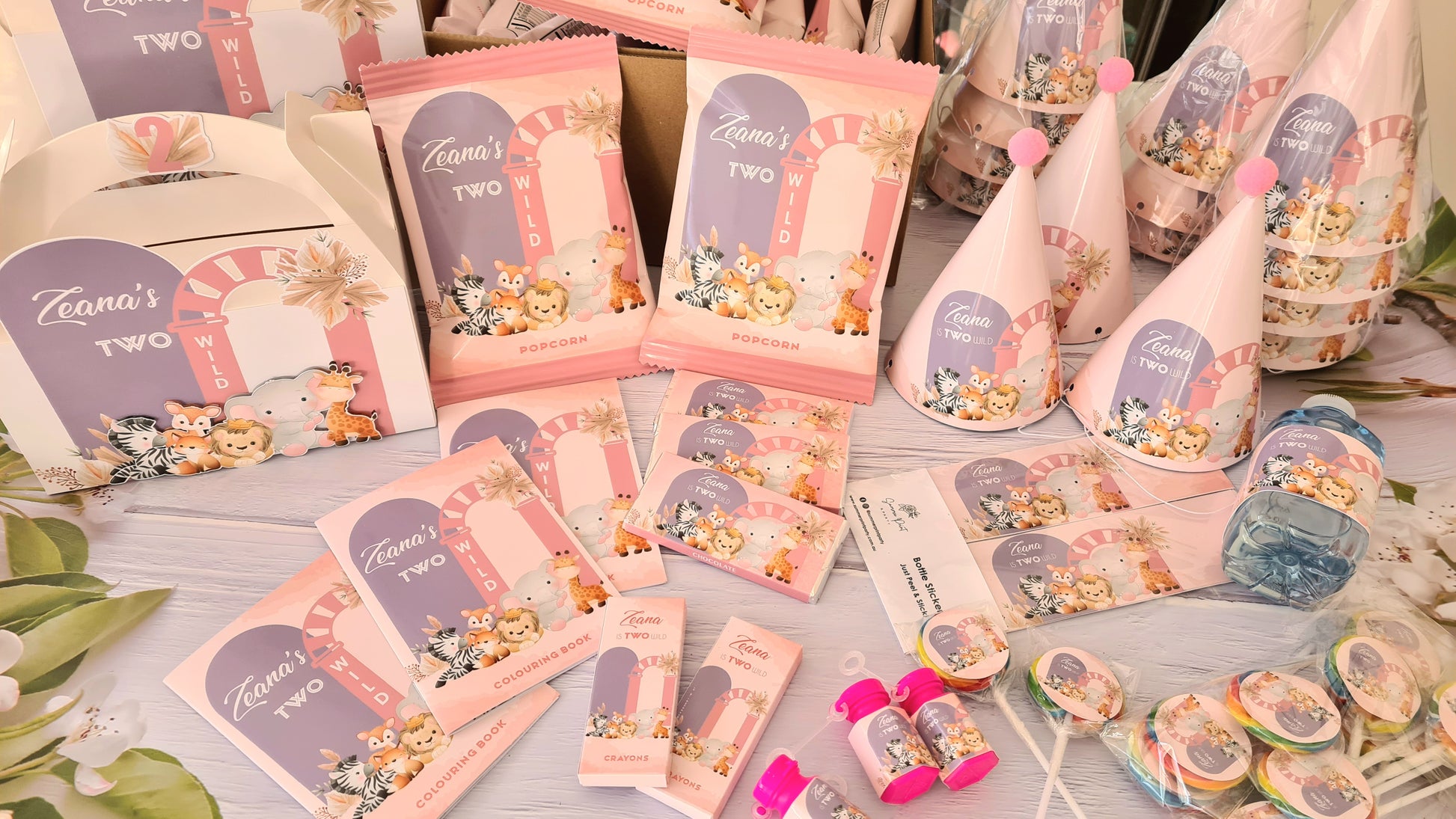 Boho Jungle Animals Party Box