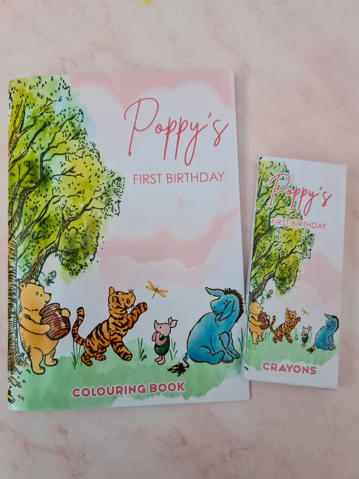 Winnie the Pooh Pink Colouring Book