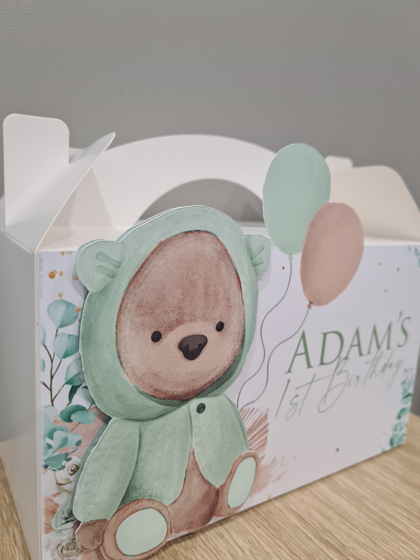 Teddy Bear Leaf Design Party Box