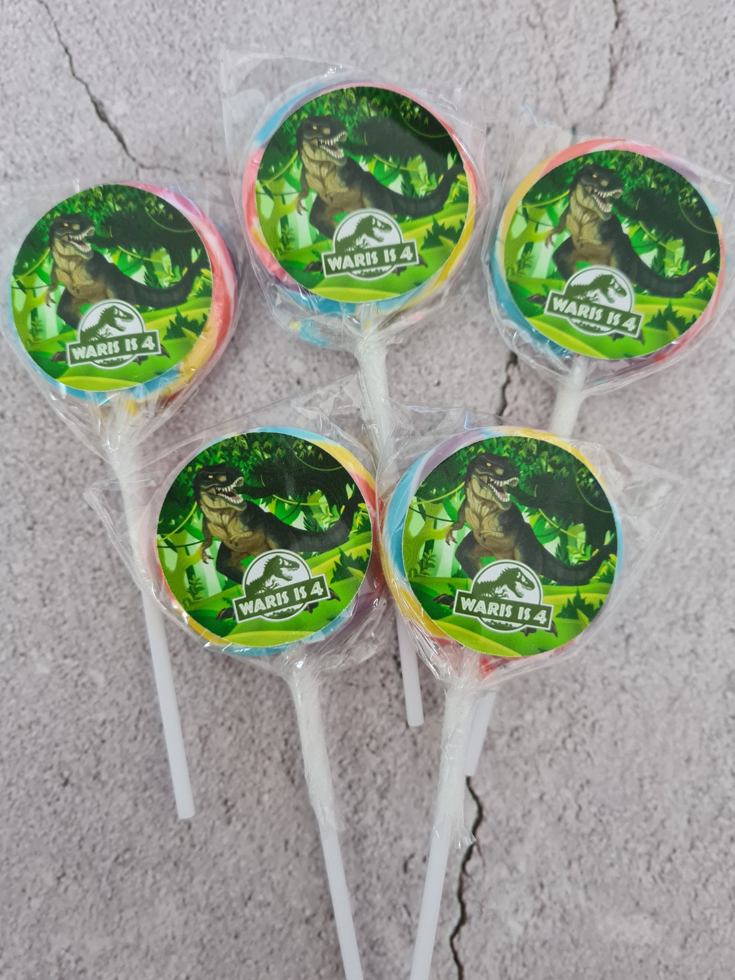 Dinosaurs Lollipops -12pk